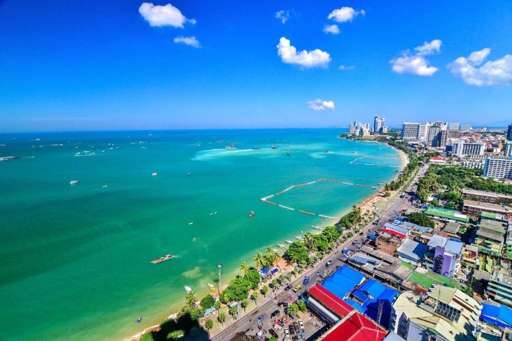 Oyo 1066 Encore Sea Side Pattaya Esterno foto